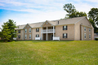 4004 Normandy Park Dr, Medina OH  44256-8250 exterior