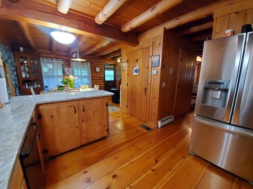 163 Jones Hill Rd, Enfield NH  03748-3307 exterior