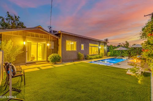 8620 Plz Ave, Scottsdale AZ 85250-6710 exterior