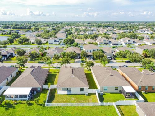 13408 Graham Yarden Dr, Riverview FL  33579-2390 exterior