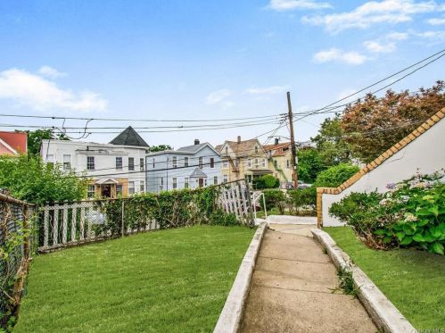 17 Ter Ave, Mount Vernon NY  10550-1814 exterior