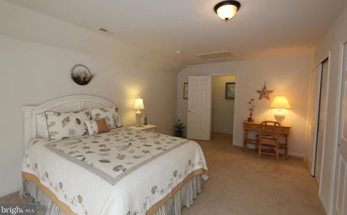 46 Meadowview Dr, Pilesgrove NJ 08098-2539 exterior