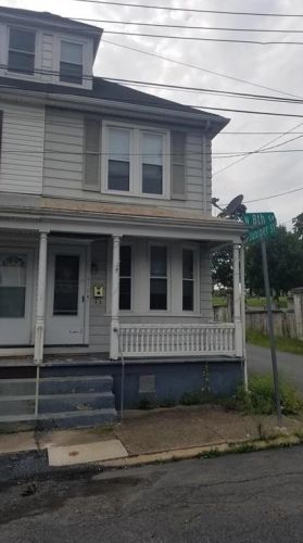 418 8th St, Easton, PA 18042-3458