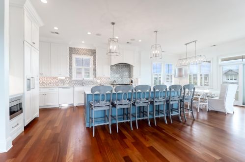 601 Ocean Blvd, Isle Of Palms SC  29451-2134 exterior