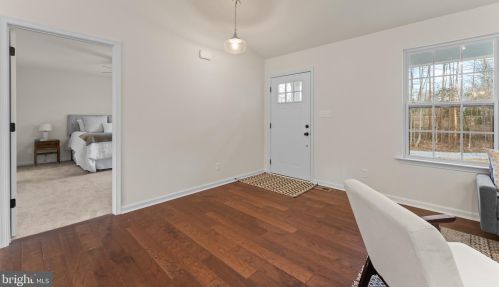 6942 Sunset Rd, Spotsylvania VA  22551-2664 exterior