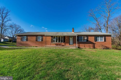 531 Smithbridge Rd, Glen Mills, PA 19342-1541