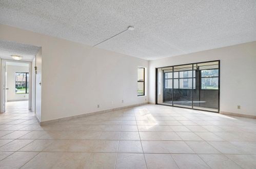 818 Sky Pine Way, West Palm Beach, FL 33415-9039