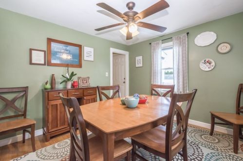 2 Ontario St, Worcester MA  01606-1873 exterior