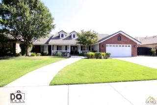 11501 Champions Ave, Bakersfield, CA 93312-6805