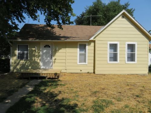 706 Weare St, Woodbine, IA 51579-1131