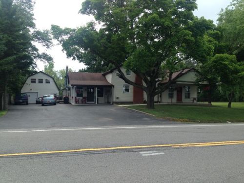 8972 Chestnut Ridge Rd, Shelby, NY 14105-9661