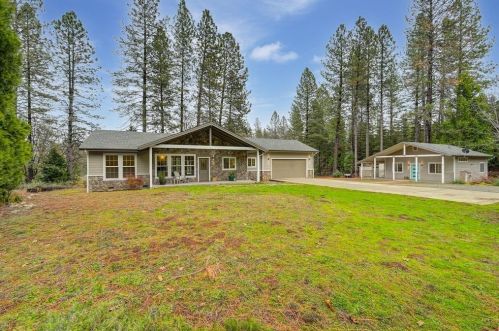 7041 Union Flat Ln, Garden Valley, CA 95633-9455