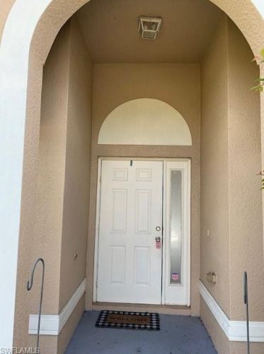 109 Ocean Park Dr, Lehigh Acres, FL 33972-1007