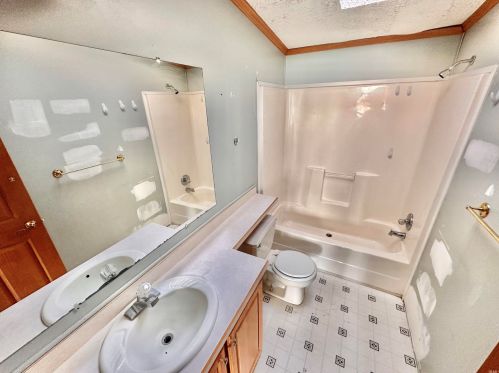 201 Jefferson Blvd, Mishawaka IN  46545-0056 exterior