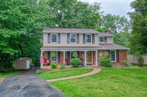 114 Harleston Dr, Pittsburgh, PA 15237-3928