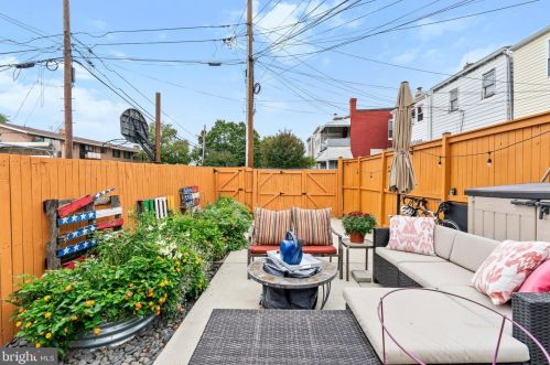 507 Lamont St, Washington DC  20010-2516 exterior