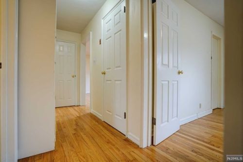 479 Berkshire Rd, Ridgewood NJ  07450-5533 exterior