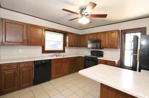 110 Court St, Chilton, WI 53014-1125