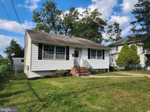 4817 Chestnut Ave, Camden, NJ 08109-2112