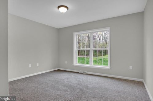 60 Cold Springs Rd, Carlisle PA 17015-9113 exterior