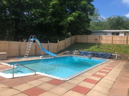 567 Main St, Litchfield, CT 06787-1816