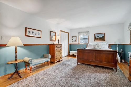 18 Mayer Dr, Airmont NY  10901-3825 exterior