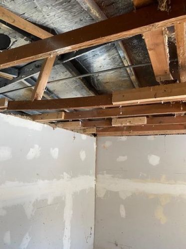 1051 Hanley St, Gary IN  46406-2013 exterior