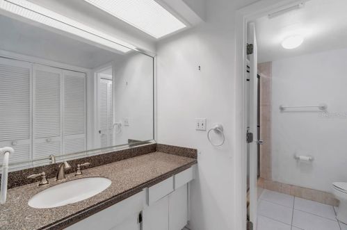 30 Dale Pl, Oldsmar FL  34677-2041 exterior