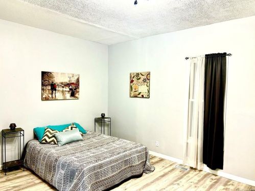 7 Little Ave, Middletown NY  10940-5109 exterior