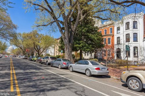 322 Capitol St, Washington, DC 20003-3809