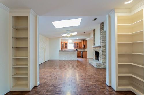 4927 Forest Bend Rd, Dallas TX  75244-6512 exterior