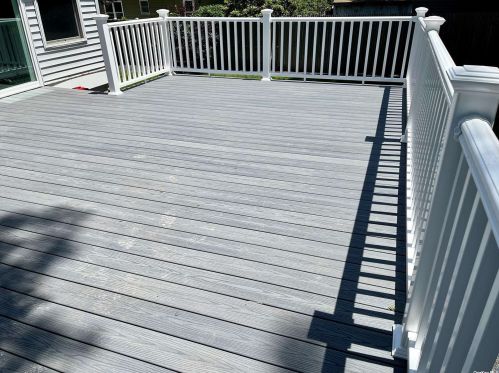 111 9th Ave, Holtsville NY  11742-2336 exterior