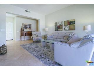 48202 Calle Florista, La Quinta CA  92253-2244 exterior