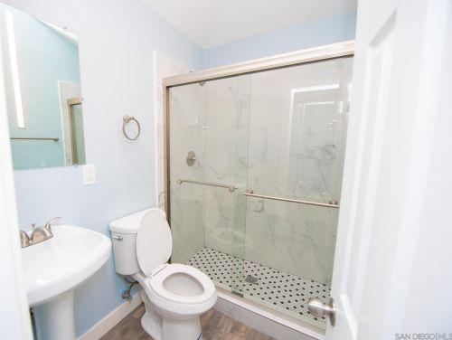 4134 Narragansett Ave, San Diego CA 92107-2619 exterior