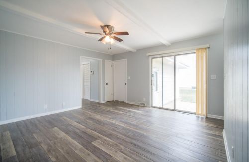 8815 Dogwood St, Milwaukee, WI 53224-4013