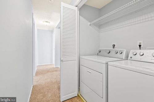 554 Hinckle Ave, Trenton NJ  08628-2805 exterior