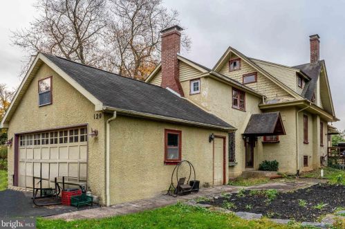 120 Magdalena Ln, Lansdale, PA 19446-1664