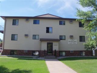 1825 28th Ave, Grand Forks ND  58201-6600 exterior