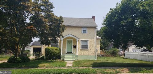 1254 Chambers St, Trenton, NJ 08610-5828