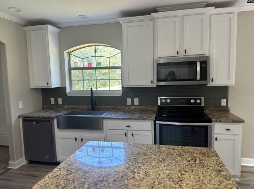 101 Darwin Rd, Starr, SC 29684-9430