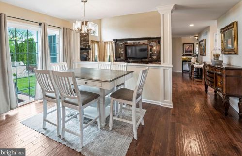 138 Gentry Dr, Swedesboro NJ  08085-3072 exterior