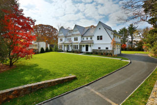 14 Prospect Rd, Westport, CT 06880-5204