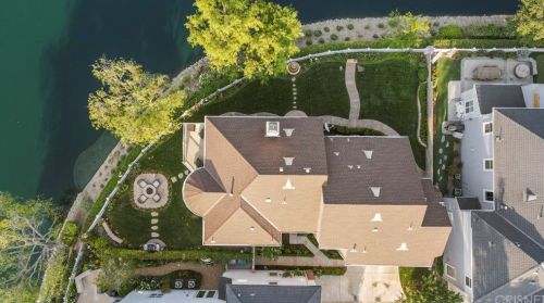 27014 Waterside Ct, Santa Clarita, CA 91355-1600