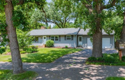14710 Gleason Lake Dr, Minneapolis, MN 55447-4310