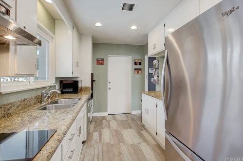 5974 Boone Ct, Riverside CA  92506-1721 exterior