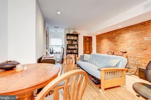 421 1st St, Washington DC 20003-1827 exterior