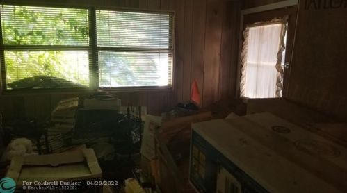 7330 1 Ct, Hollywood FL 33024-7212 exterior