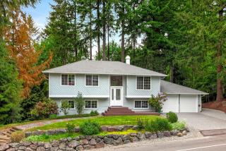 21714 18th Way, Redmond, WA 98074-4106