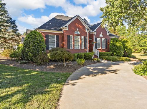 104 Lakewinds Blvd, Inman, SC 29349-6617