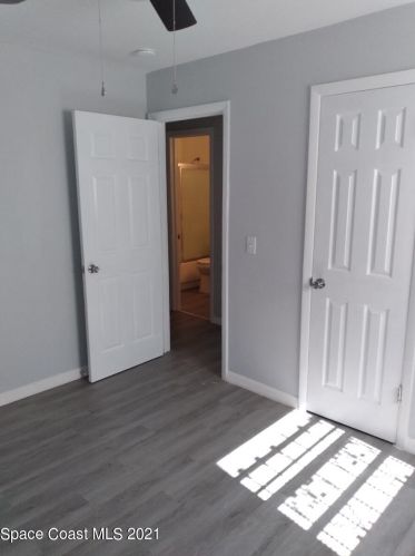 915 Grv Ave, Cocoa FL 32922-7216 exterior